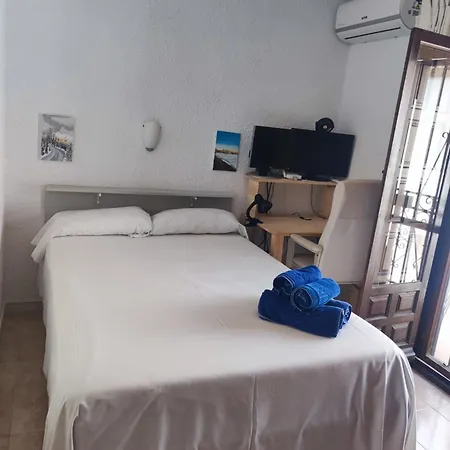 Nueva 81 Menyber * Nerja