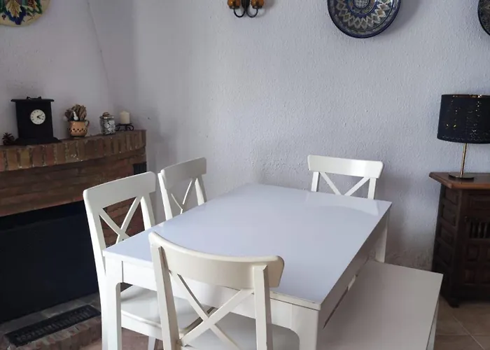 Nueva 81 Menyber * Nerja